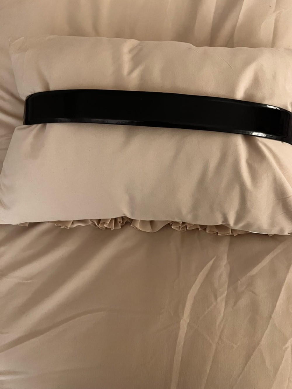 Ralph Lauren Black Patent Wide Waist Belt with Gold-Tone Accents - Picture 4 of 6